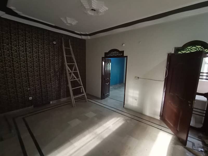 120 yards Ground Floor 2 bed rooms, 1 Lounge & 1 drawing room House for RENT in North Karachi 5-c/1, 18 meter Road, near BILAL SCHOOL 2