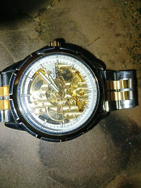 Rolex watch is ke ander sell Nahi dalta 0
