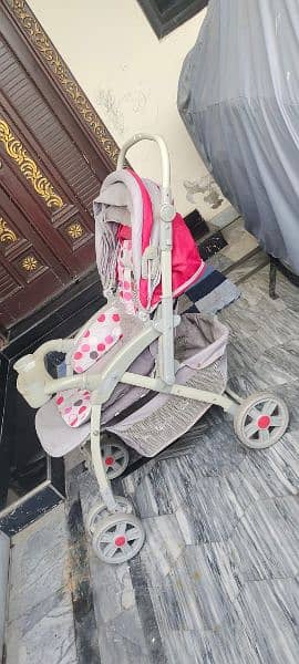 Beautiful Pram, Cute Color Stroller for Sale 5