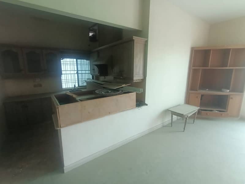 10 Marla Office For Rent In Johar Town Lahore 13