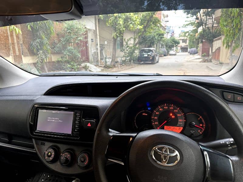 Toyota Vitz 2018 5