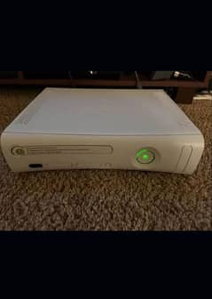 Xbox 360 & 2 Controller 0