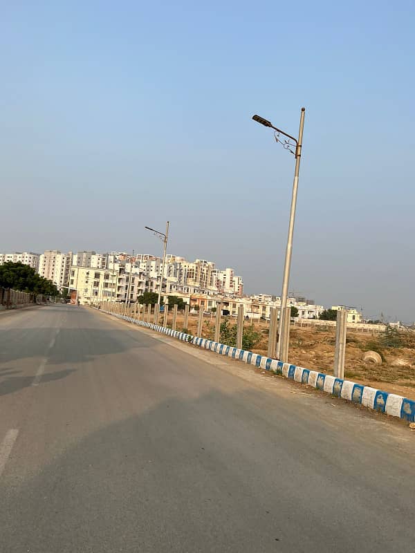 LEASED PLOT FOR SALE PRIME LOCATION OPPOSITE OF SAIMA &FALAKNAZ PROJECT 1