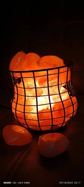 Himalayan Pink Rock Salt Iron Basket with Chunks 3