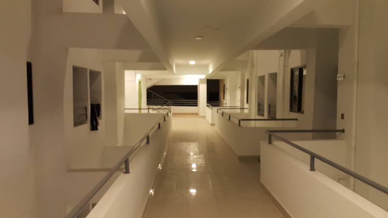 2 Beds Flat For Rent - Block 14 1