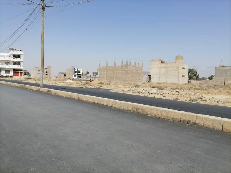 Prime Location 120 Square Yards Residential Plot In Saadi Garden For Sale At Good Location 4