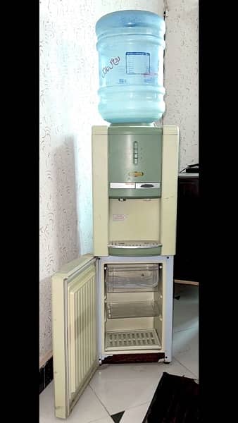 Water Dispenser with Mini Fridge for Sale 2