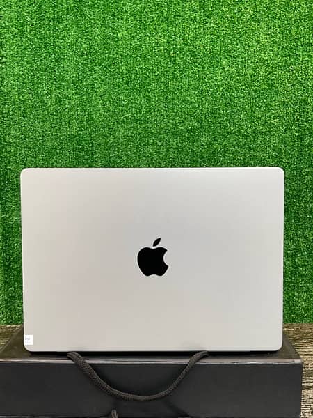 MacBook Pro M1 2021 14’inch 32/512 3