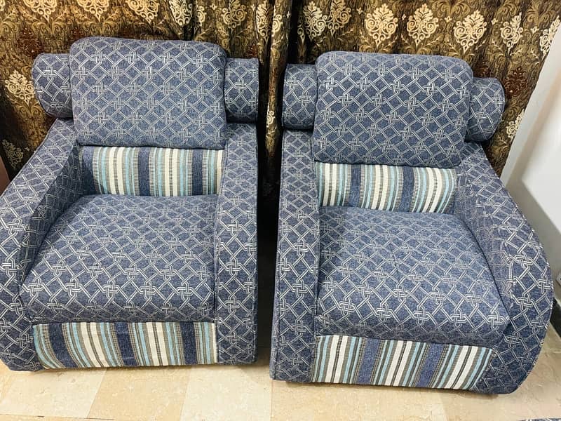 7 Seater Sofa in Good Condition 1