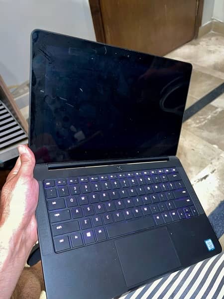 Razer Blade Stealth Core i7 16GB Ram 3