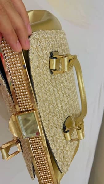 Stylo Brand| Gold | Hand Bag | Mint Condition 8