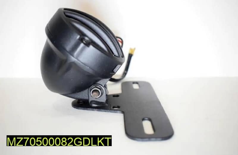 cd 70 cafe racer style back light with num plate stand 1