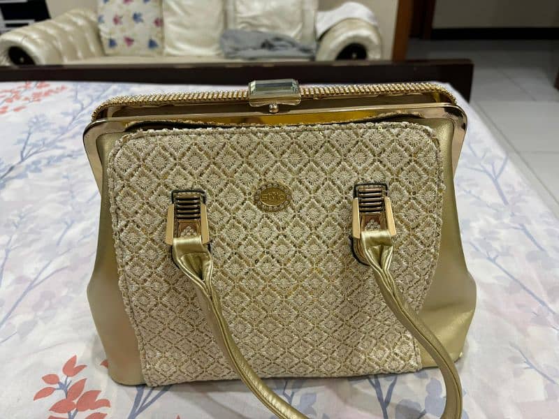 Stylo|Hand Bag| Gold| Leather| 6