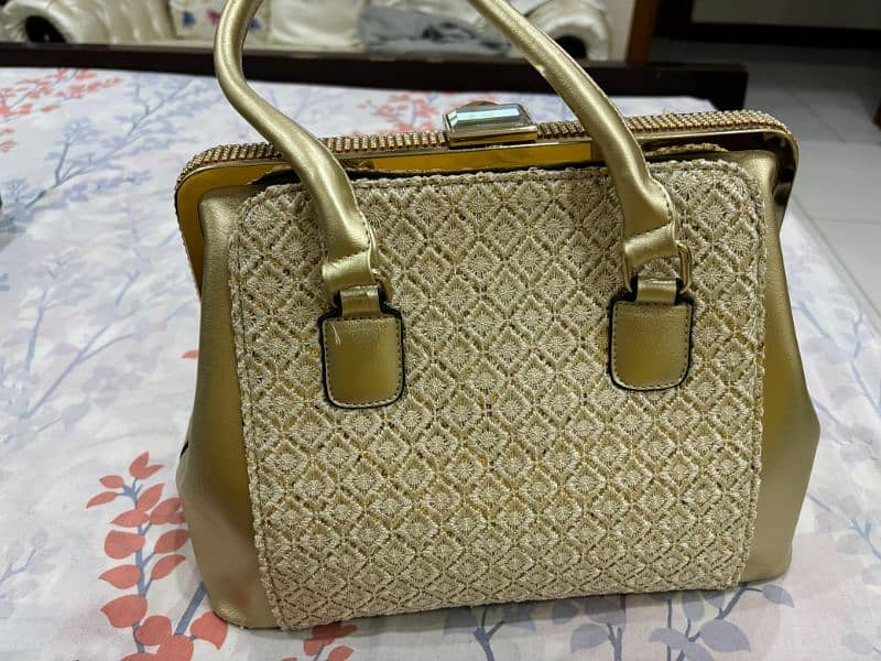 Stylo|Hand Bag| Gold| Leather| 17