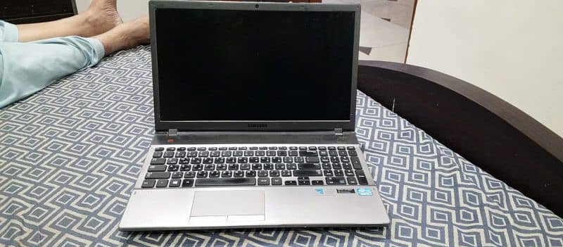Samsung i7 3rd Generation laptop 1