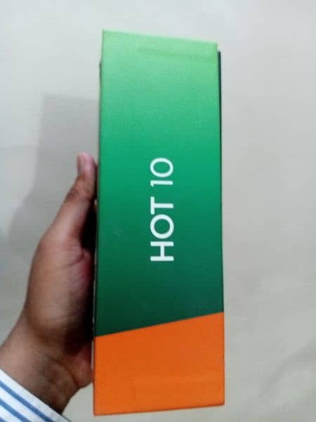 Infinix Hot 10 4/64 GB Black Color 1