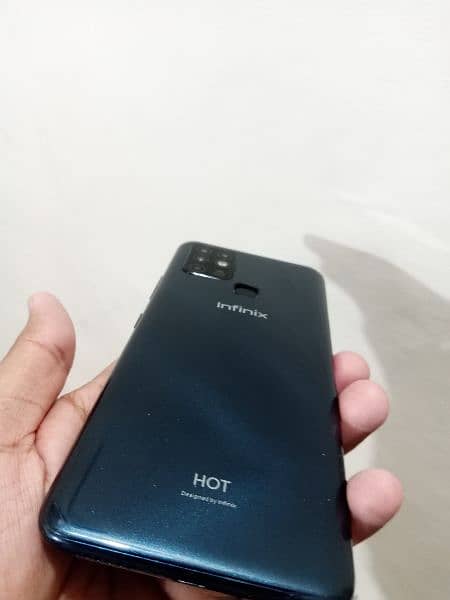 Infinix Hot 10 4/64 GB Black Color 3