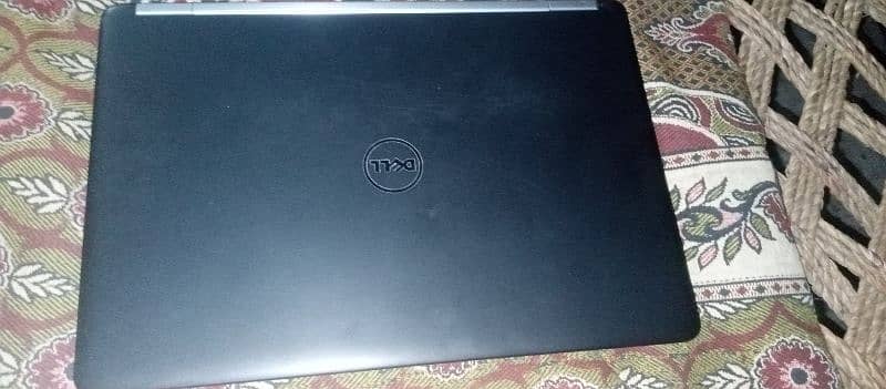 dell e5470  i5 6th laptop Dell with charger ddr4 Ram 8GB SSD 256 GB 6