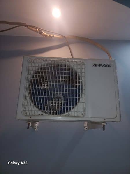 kenword Ac Dc Inverter het and cool 1.5 town use 2 year 0