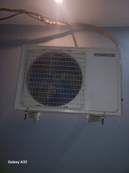 kenword Ac Dc Inverter het and cool 1.5 town use 2 year 2