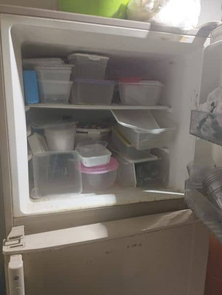 working full size Haier refrigerator 2