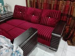 7 seater set Red colour and good condition 0