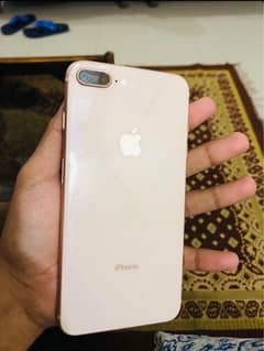 iPhone 8+ 64gb bettry health 75 service