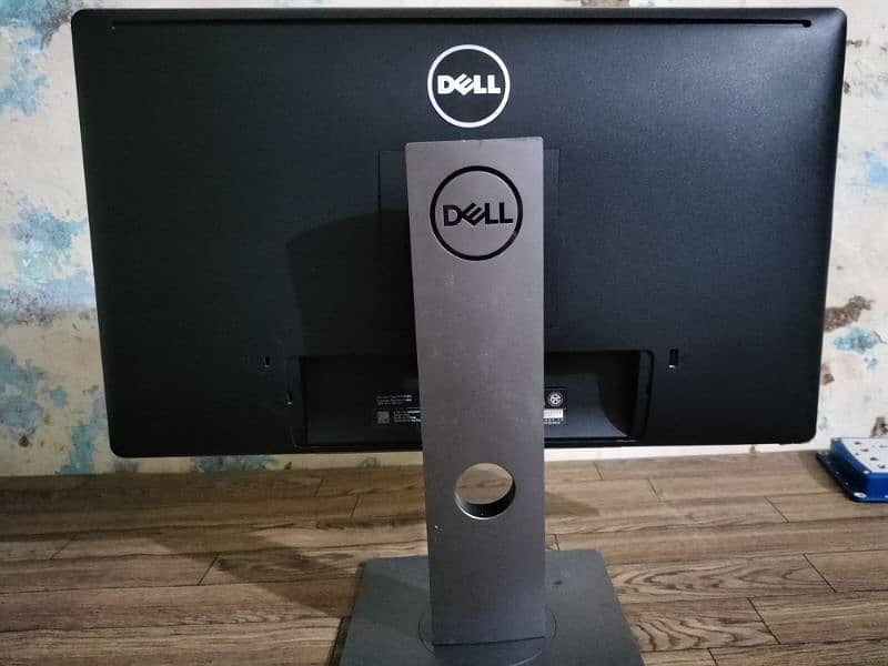 Dell 23 inch IPS LED 0