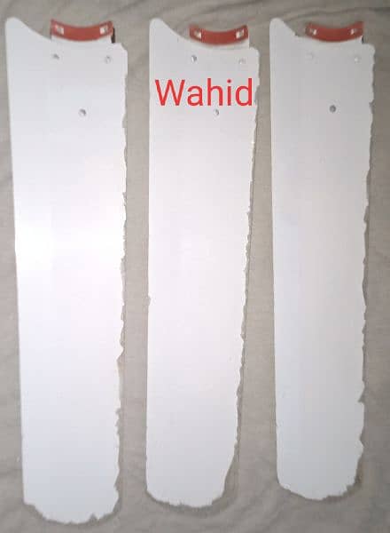 Ceiling fan (WAHID FAN)for sell
100% Copper 
Genuine condition men hy. 3