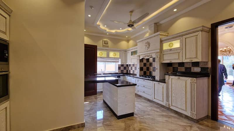 1 Kanal Brand New House Is Available For Rent In PHASE 6 DHA, Lahore. 27