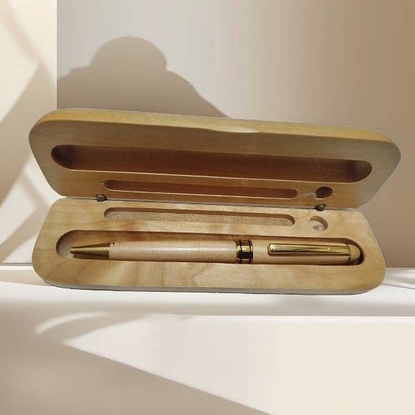 Wooden Pen and Card/Mobile Holder 2