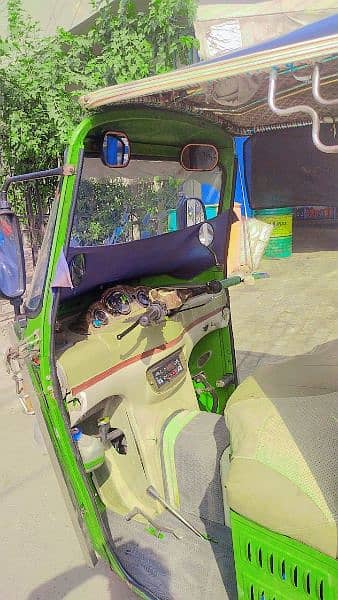 new Asia CNG petrol rickshaw good condition good condition 3