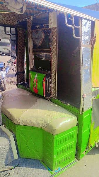 new Asia CNG petrol rickshaw good condition good condition 7