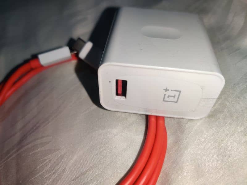 OnePlus fast charger 5