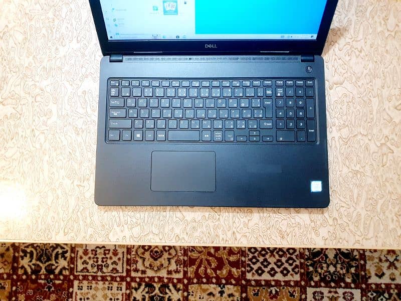 Laptop DELL i5, 7th Gen | Full HD | DDR4 | Slim 8