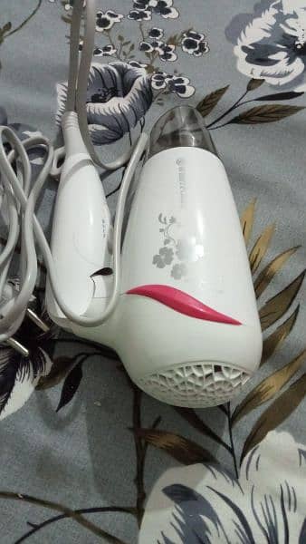 Hair dryer good condition 1