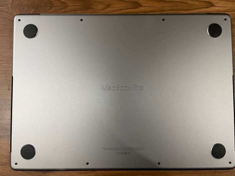 Macbook M1 Pro 2021 - 14 inch - 16/512. *URGENT SALE*. 99% health 5