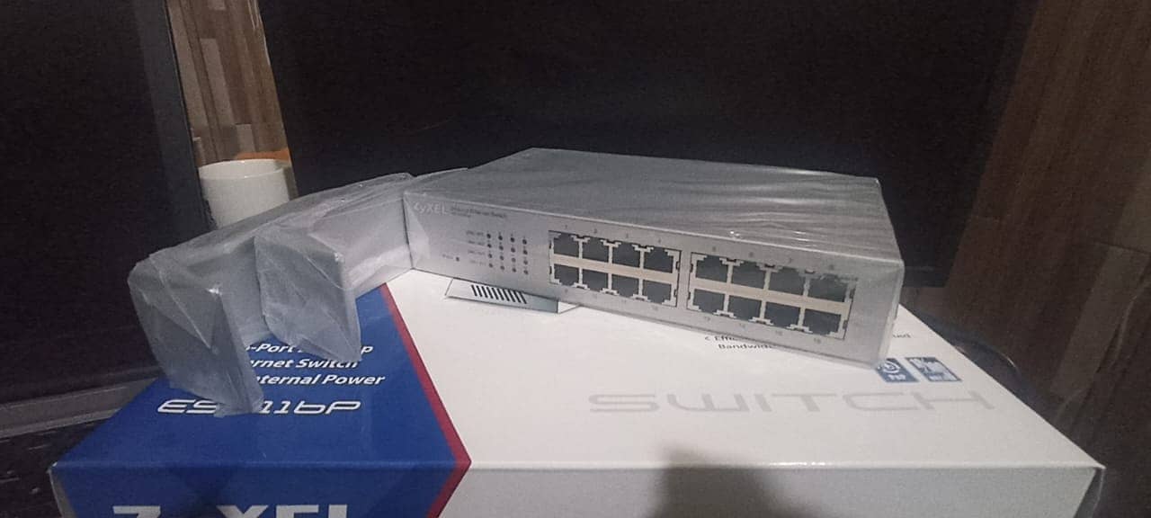 16- Port Network Switch Brand new box pack with out warranty 2