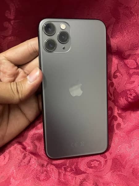 iPhone 11 Pro 64Gb Non pTA factory unlock with box and charger 3