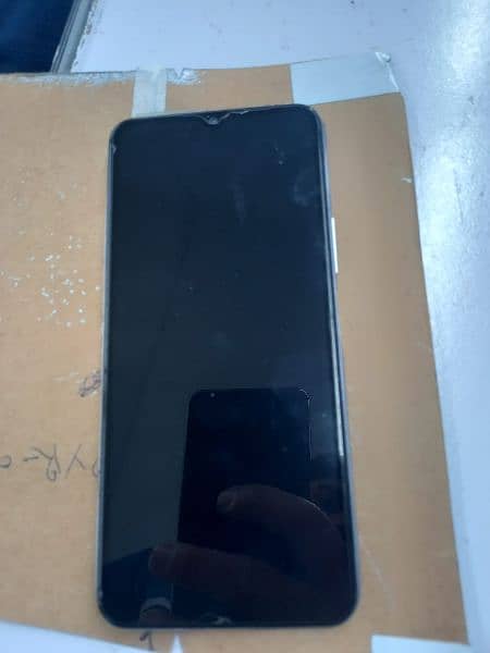 vivo y 20 4 64 onely mobile and charging condition 10by 10 3