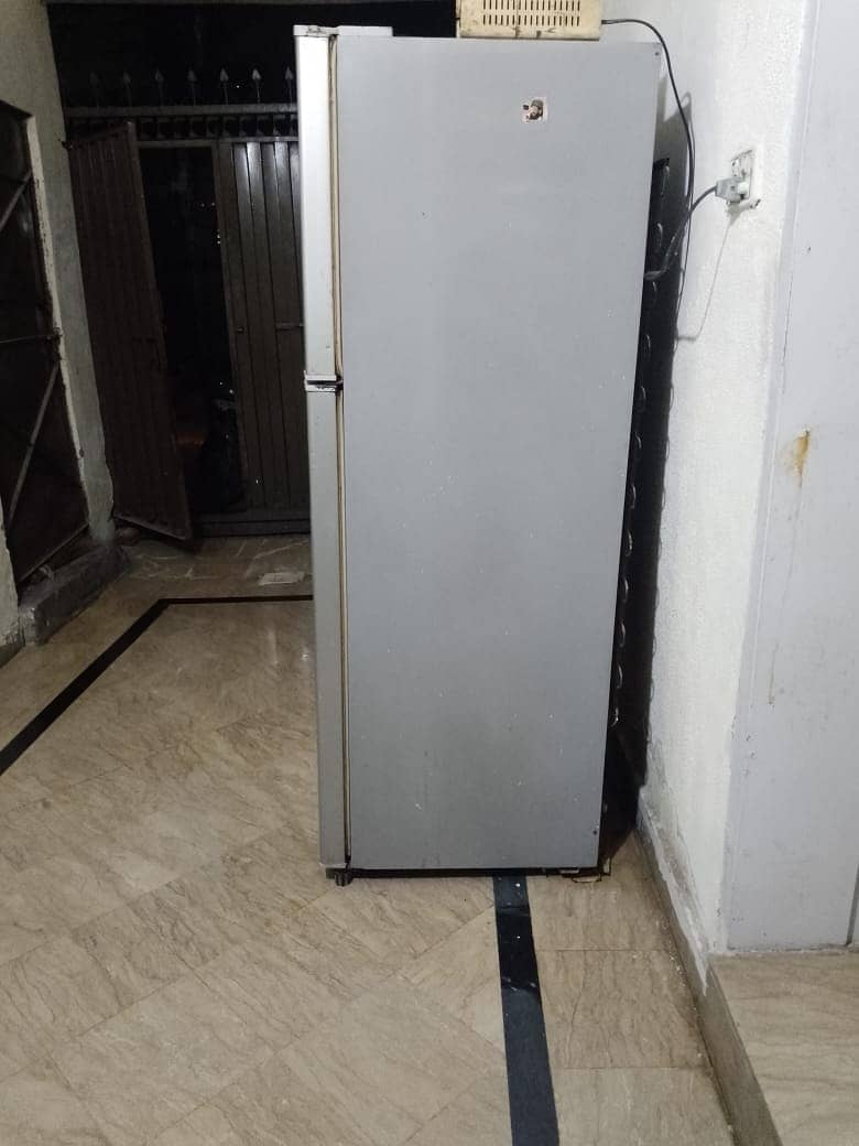 I am selling my Haier large size refrigerator 1