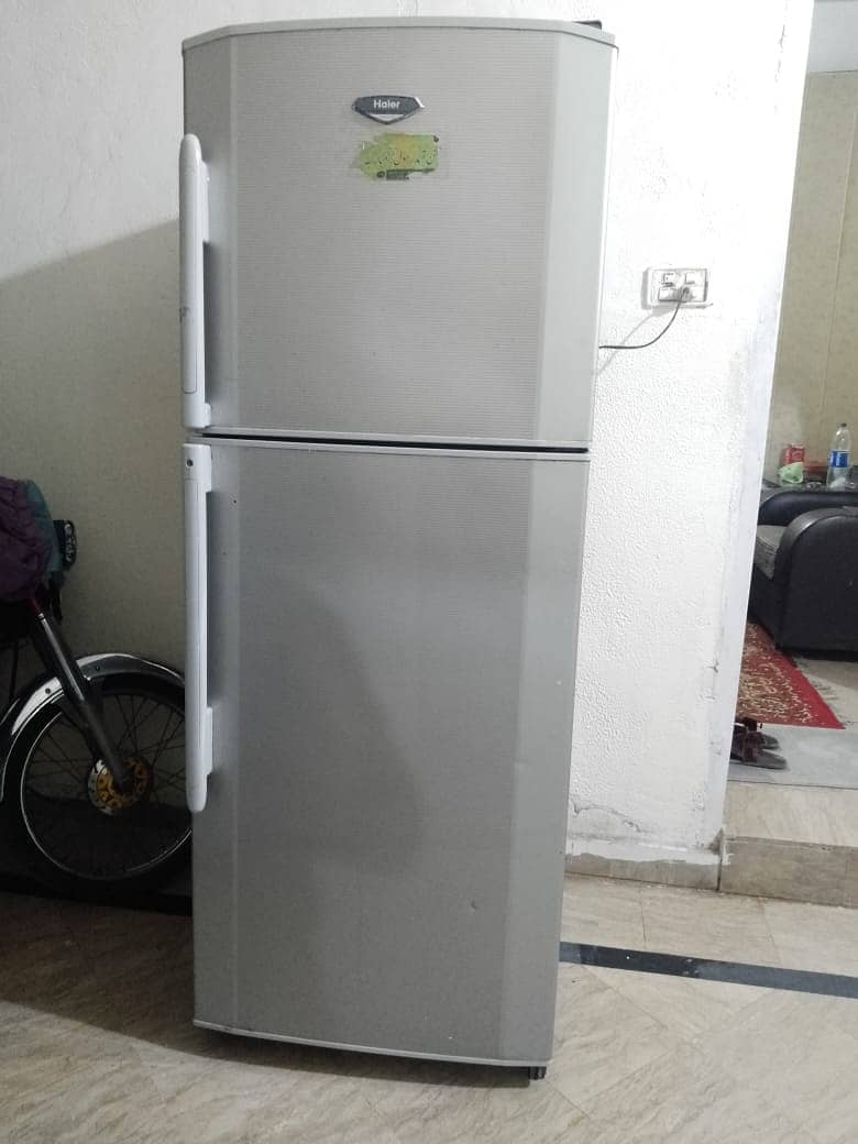 I am selling my Haier large size refrigerator 6