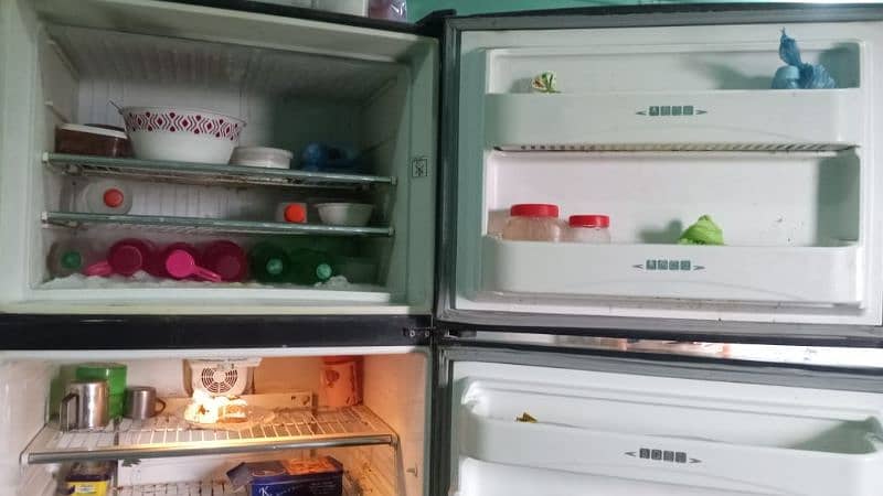dawlance refrigerator. . 1