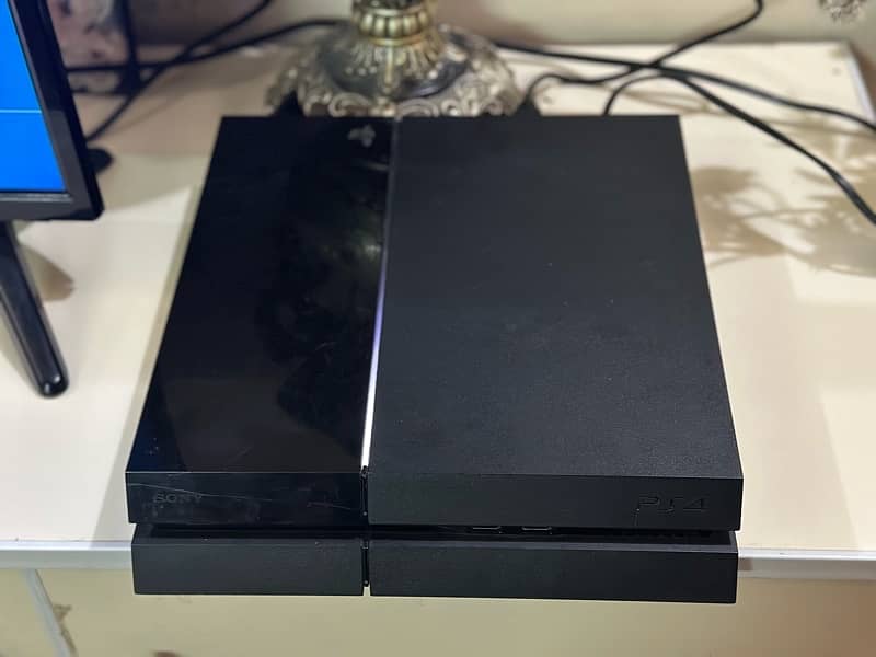 Playstation 4 With Complete Box 6