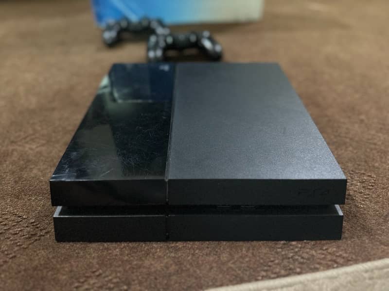 Playstation 4 With Complete Box 12