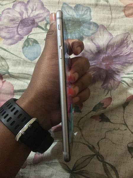 I'm sell my phone iphone 6s plus 1