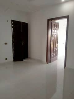 10 Marla Full House Available For Rent In IEP Engineers Town Sector A 0