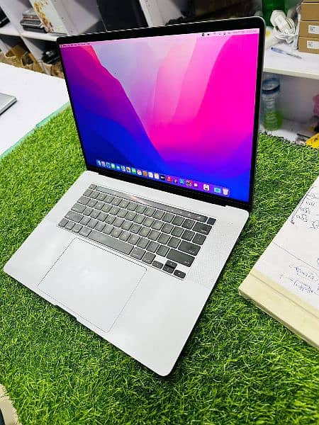 Apple MacBook  Pro 2019
(TOUCHBAR) 16 INCHES 

With Magic  Keybord 7