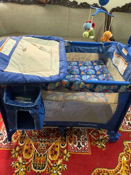 Slightly used Baby trend nursery center for Sale 9