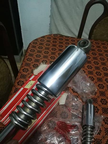 Honda cg 125 Genuine shocks, 2018 model k, side cover, chain cover, 2